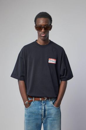 VETEMENTS Sticker T-shirt