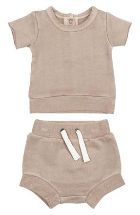 LOvedbaby Organic Cotton T-Shirt & Shorts Set in Oatmeal at Nordstrom, Size 0-3M