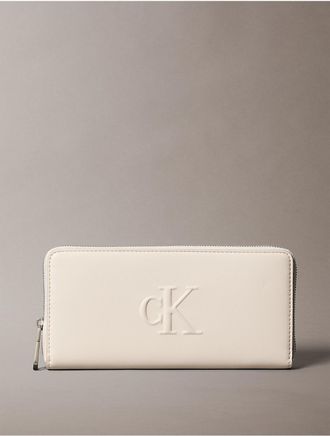Calvin Klein Womens Sculpted Impression Zip Wallet - White