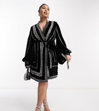 Asos Curve ASOS DESIGN Curve - Vestito corto in velluto con cintura e decorazioni nero