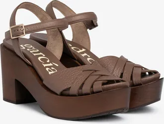 Pedro Garcia Sandal clog in dark brown suede with wood wedge | Daya | Fall winter 25 | PEDRO GARCIA