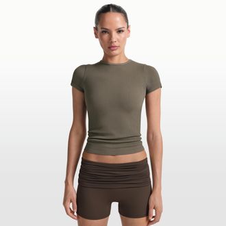 Nike Womens SKIMS Ribbed Seamless Short-Sleeve Top in Brown | SSSSL9718W-DOD
