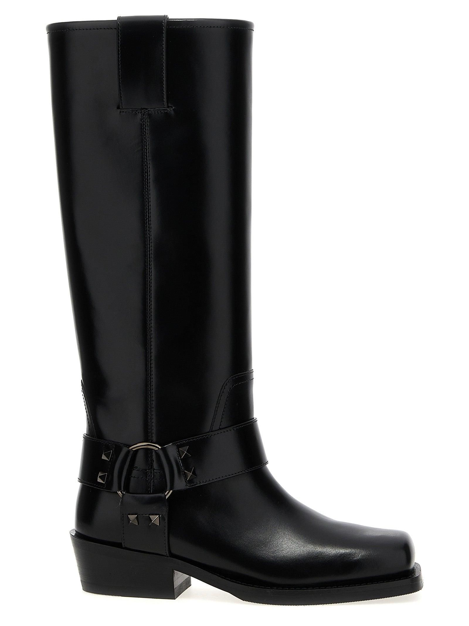 Valentino Garavani: Black Boots now up to −79% | Stylight