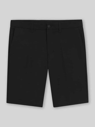 HUGO BOSS Slim Fit Chinoshorts mit B&uuml;gelfalten in Black, Gr&ouml;&szlig;e 46