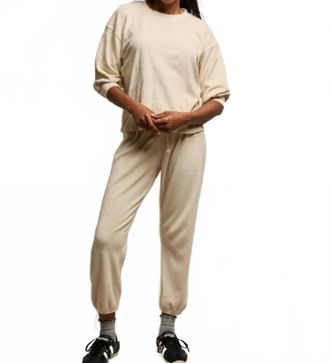 perfectwhitetee Gogo Terry Jogger Pants In Sugar