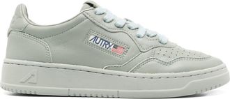Autry Medalist leather sneakers - women - Leather - 36 - Green