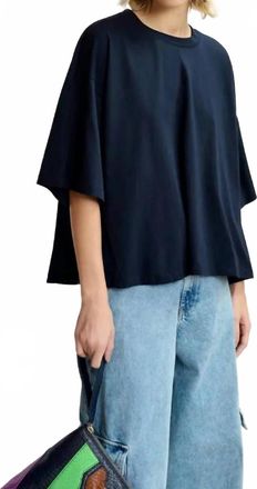 Essentiel Grovel Tee With Satin Back Panel In Navy