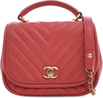 Chanel Borsa a tracolla CC mini in pelle di agnello con motivo Chevron e battente 2017-2018 - Rosa