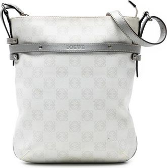 Loewe Pre-owned Shoulder Bags, female, White, Size: ONE SIZE Pre-owned Convertible Shoulder Bag