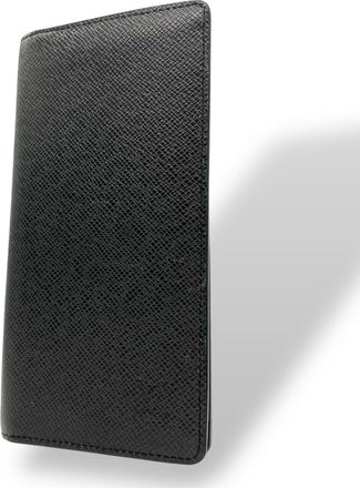 Louis Vuitton Black Taiga Leather Long Wallet (Bi-Fold) (Pre-Owned)