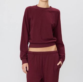 &Eacute;terne Shrunken Raglan Sweatshirt In Oxblood