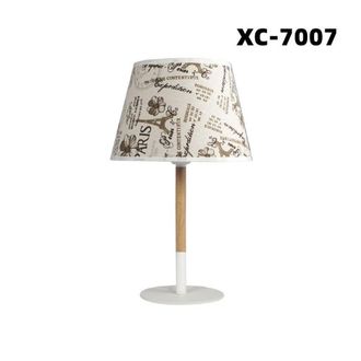 Trade Shop Trade Shop Traesio - Trade Shop - Lampada Da Tavolo Con Paralume Bianco In Tessuto Base Legno Lampada E27 Xc-7007