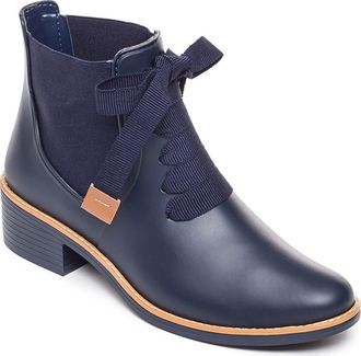 Bernardo Bernardo Lacey Short Waterproof Rain Boot in Navy Pvc at Nordstrom, Size 6