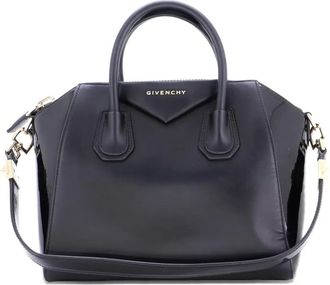 Givenchy Antigona Bag Glazed Leather Small satchel - Zwart