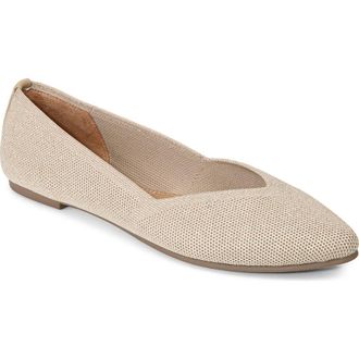Me Too Alivia Pointed Toe Flat in Bisque at Nordstrom Rack, Size 5.5