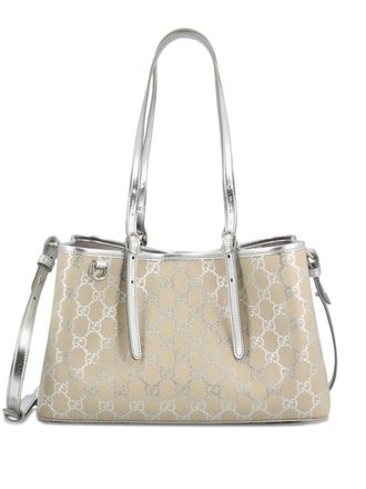 Gucci medium GG Emblem tote bag - Neutrals