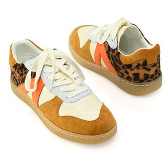 Mia Venus Lace-up Sneakers