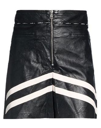 Ga&euml;lle Paris BOTTOMWEAR - Shorts & Bermuda Shorts on YOOX.COM