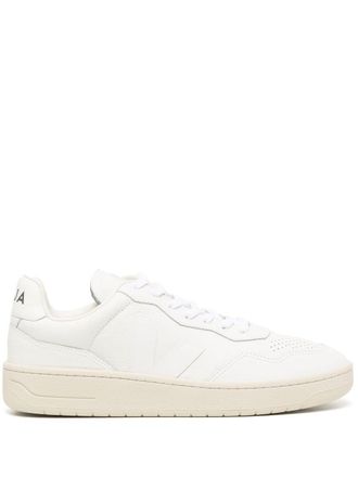 Veja V-90 O.t. Leather
