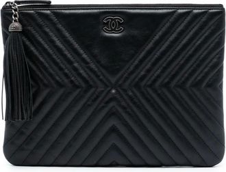 Chanel 2019 Medium Diagonal Chevron Calfskin Tassel O Case clutch bag - Nero