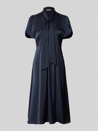 Christian Berg Midikleid mit V-Ausschnitt und Schluppe in Marine, Gr&ouml;&szlig;e 34