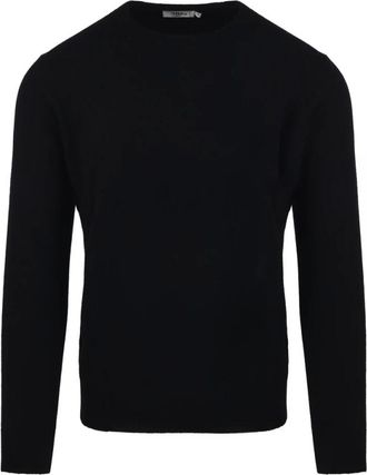 Altea Classic Round Neck Jumper in Black