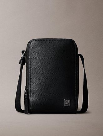 Calvin Klein Bolso Cruzado Para El M&oacute;vil Con Herraje Con Emblema