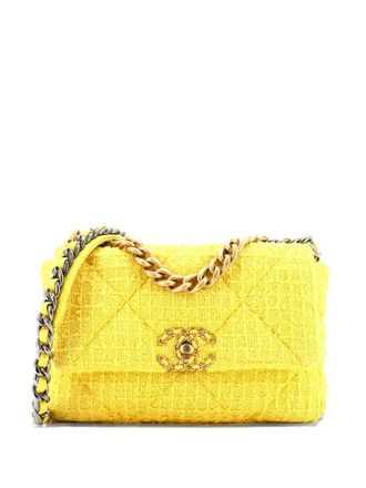 Chanel 19 Flap Bag Quilted Tweed Medium crossbody bag - Geel