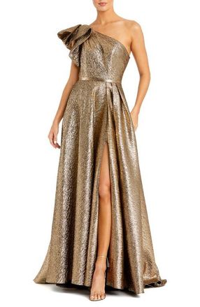 Mac Duggal One Shoulder Bow Detail Metallic Ballgown in Antique Bronze at Nordstrom, Size 14