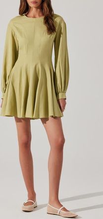 ASTR the Label Elowyn Long Sleeve Mindress in Matcha at Nordstrom, Size Large