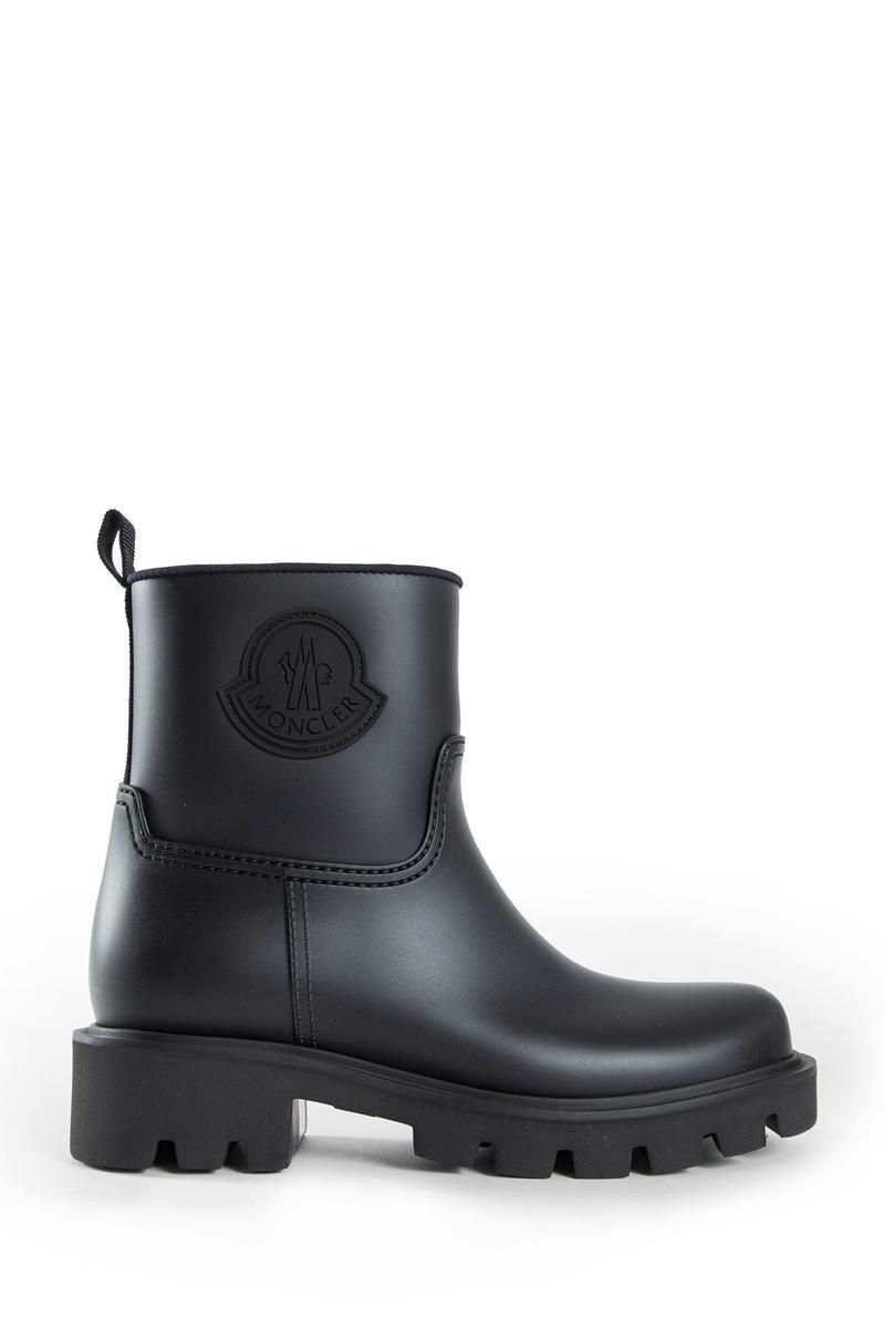 Moncler: Black Boots now up to −53% | Stylight