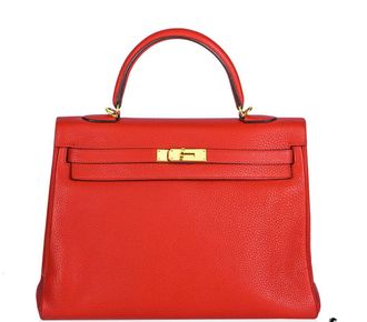 Herm&egrave;s Kelly 35cm in Rogue Tomate Clemence Leather with Gold Hardware
