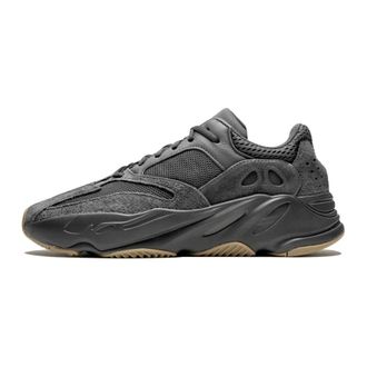 Yeezy by Kanye West Utility Black Sneakers - Heren - Sneakers - Zwart - 36 2/3 EU - Leer - Schoenen