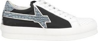 W6YZ Sneakers