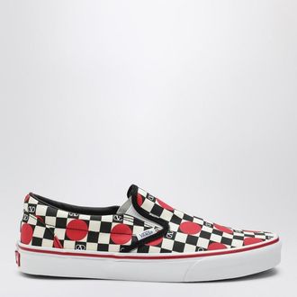Valentino Garavani Slip-On sneakers black/red with VLogo Checkerboard print and polka-dot detail