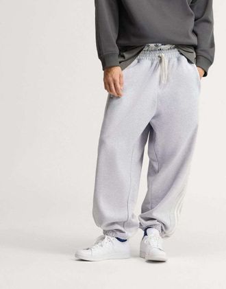 adidas Originals Adisignature ny joggers grigio chiaro m&eacute;lange