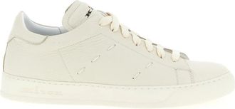 Kiton Gehamerd leren sneakers - Heren - Sneakers - Wit - 45 EU - Leer - Schoenen
