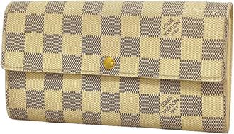 Louis Vuitton White Long Wallet (Bi-Fold) (Pre-Owned)