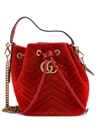 Gucci GG Marmont Matelasse Velvet Small bucket bag - Rood