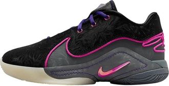 Nike Le Bron 22 - Dames - Fitnessschoenen - Zwart - 38 1/2 EU - Leer - Fitness