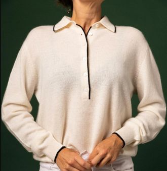 Stone Cashmere Polo Sweater In White/black