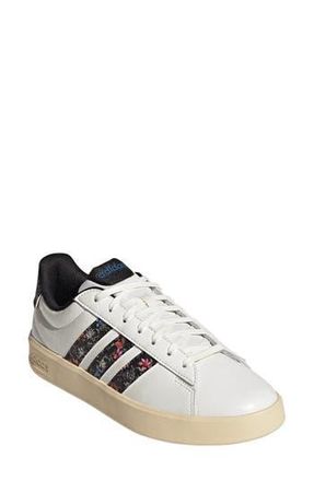 adidas Grand Court 3.0 Sneaker in Off White/Black/Vanilla at Nordstrom Rack, Size 10.5