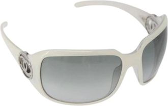 Chanel Pre-owned Accessories, female, White, Size: ONE SIZE Pre-owned Plastic Sunglasses