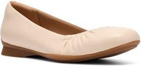 Clarks Jazmynn Lo Ballet Flat - Wide Width Available in Cream Leather at Nordstrom Rack, Size 6.5