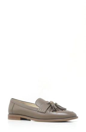 Kenneth Cole Lyra Tassel Loafer in Shitake Leather at Nordstrom Rack, Size 8.5