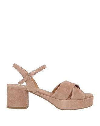 Tr&egrave;s Jolie SCHUHE - Sandalen auf YOOX.COM