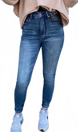 Judy Blue Womens Matilda Control Non Distressed Washed Jeans In Blue