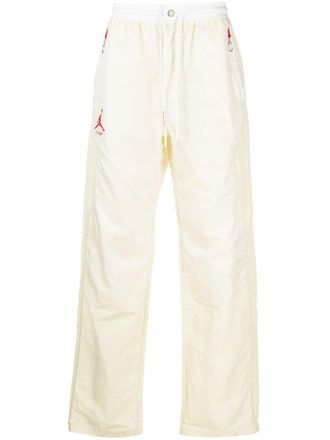 Nike logo-print track pants - Neutrals