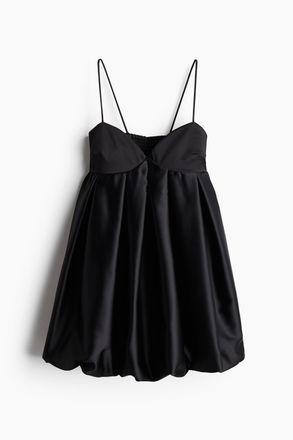H&M Plissiertes Kleid mit Ballonsaum - Schwarz