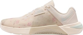 Nike (WMNS) Nike Metcon 10 SE Chalk Light Orewood Brown Light Silver IB6544-100
